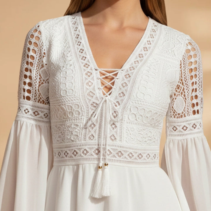 Diana | Vestido de Renda Manga Trompete Mulher Decote V