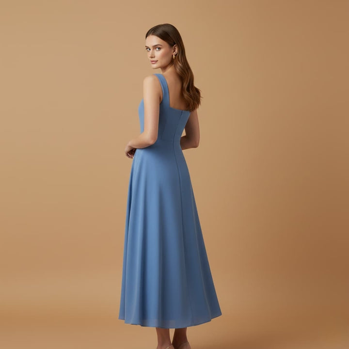 Laura | Vestido Midi Alças Mulher de Festa