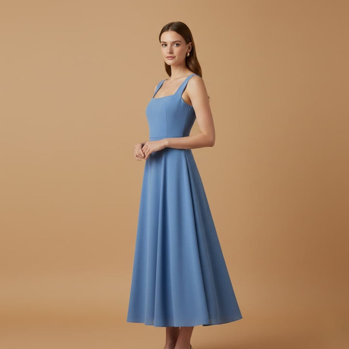 Laura | Vestido Midi Alças Mulher de Festa