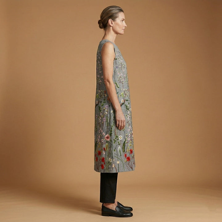 Margarida | Vestido Midi Bordado Mulher Sem Mangas