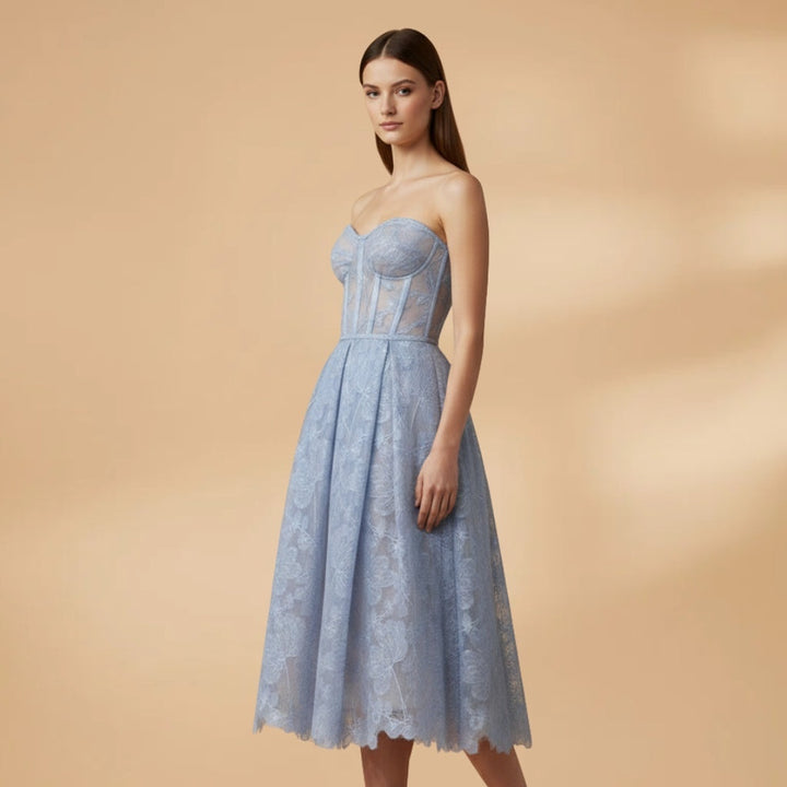 Rosa | Vestido Midi de Renda Mulher Corpete
