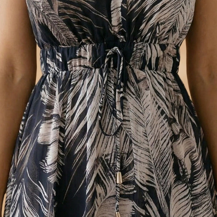 Francisca | Vestido Midi Estampado Tropical Mulher Decote V
