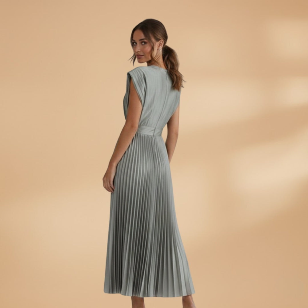 Mariana | Vestido Midi Plissado Mulher Decote V