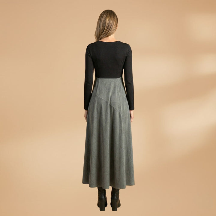 Bruna | Vestido Midi Plissado Mulher Manga Comprida