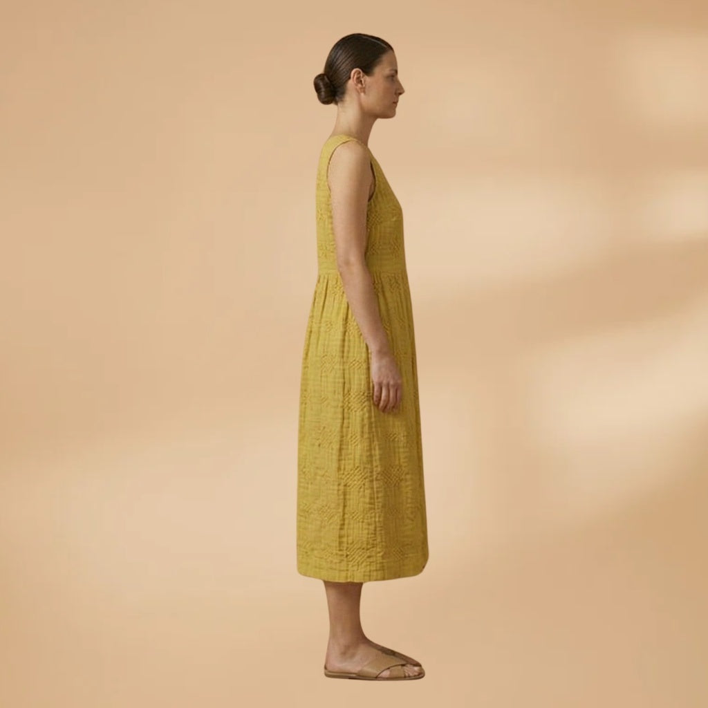 Vanessa | Vestido Midi sem Mangas Mulher Bordado